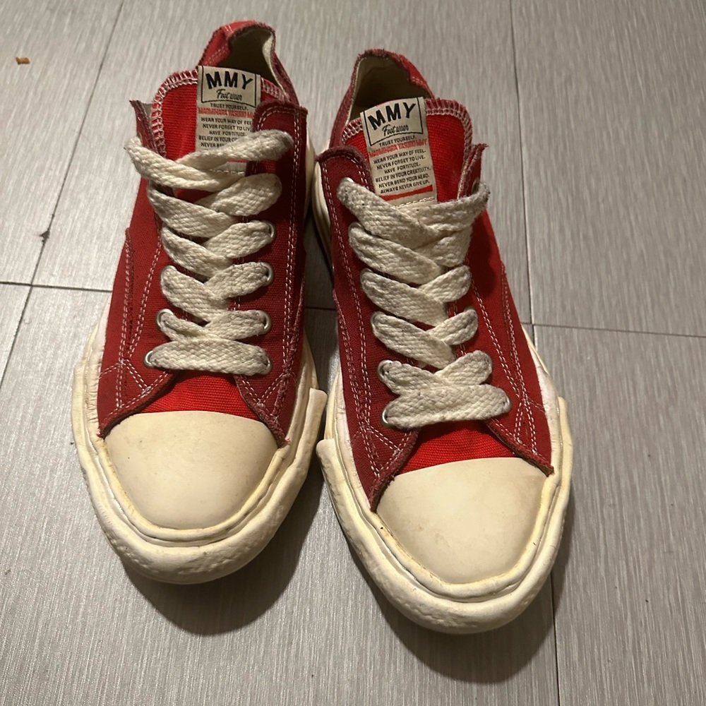 Red Maison Miharo Yasuhiro